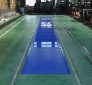 本社車検リフト2