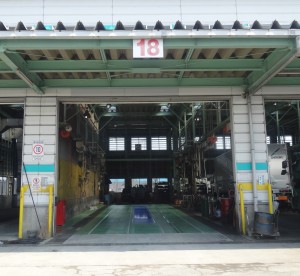 本社車検リフト1