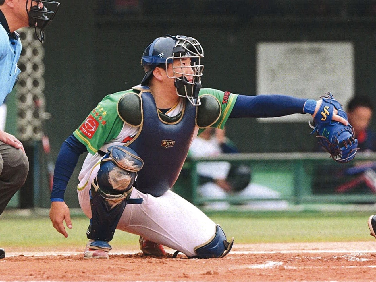 富山日野自動車野球部の試合写真