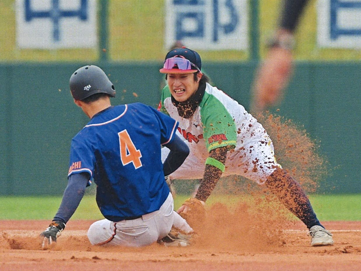 富山日野自動車野球部の試合写真