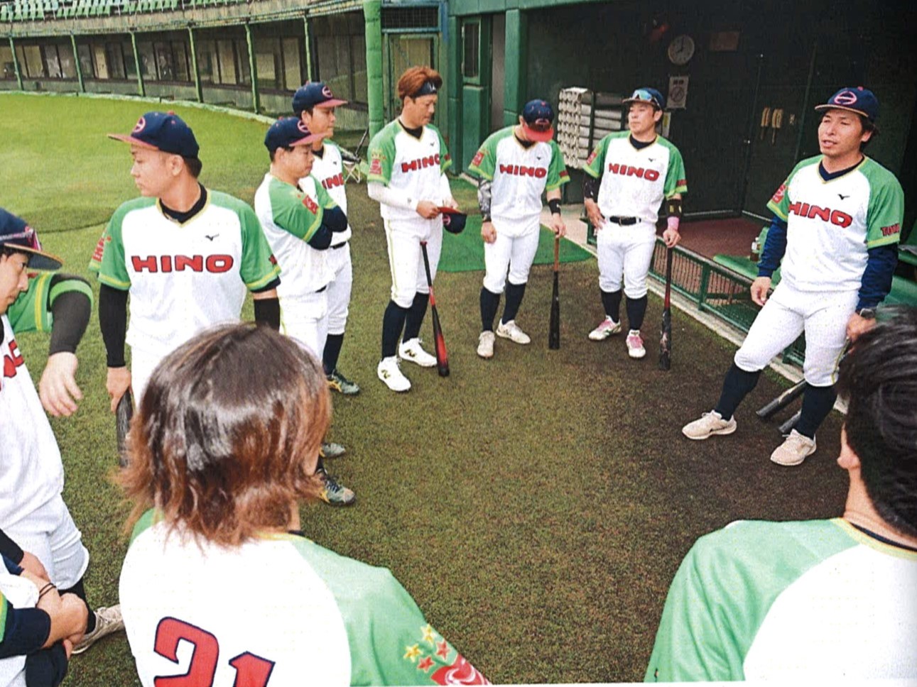 富山日野自動車野球部の試合写真