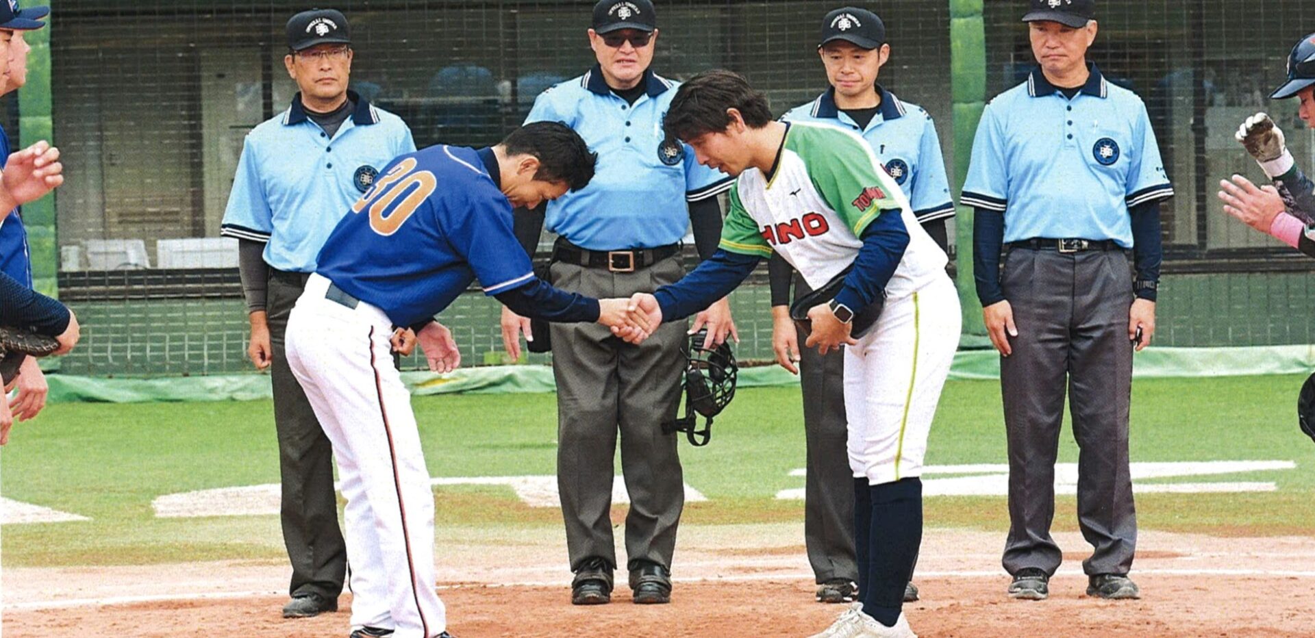 富山日野自動車野球部の試合写真