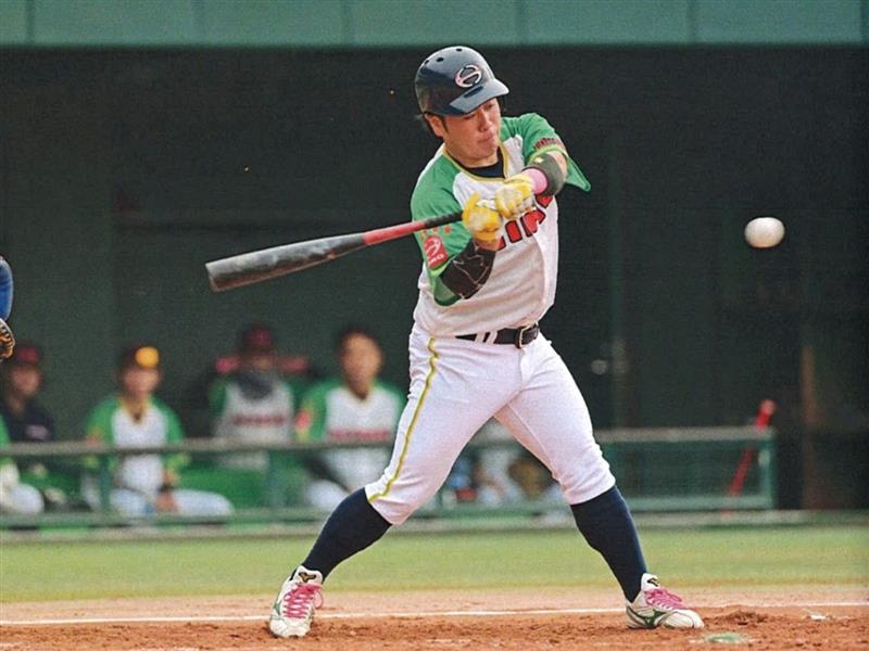 富山日野自動車野球部の試合写真